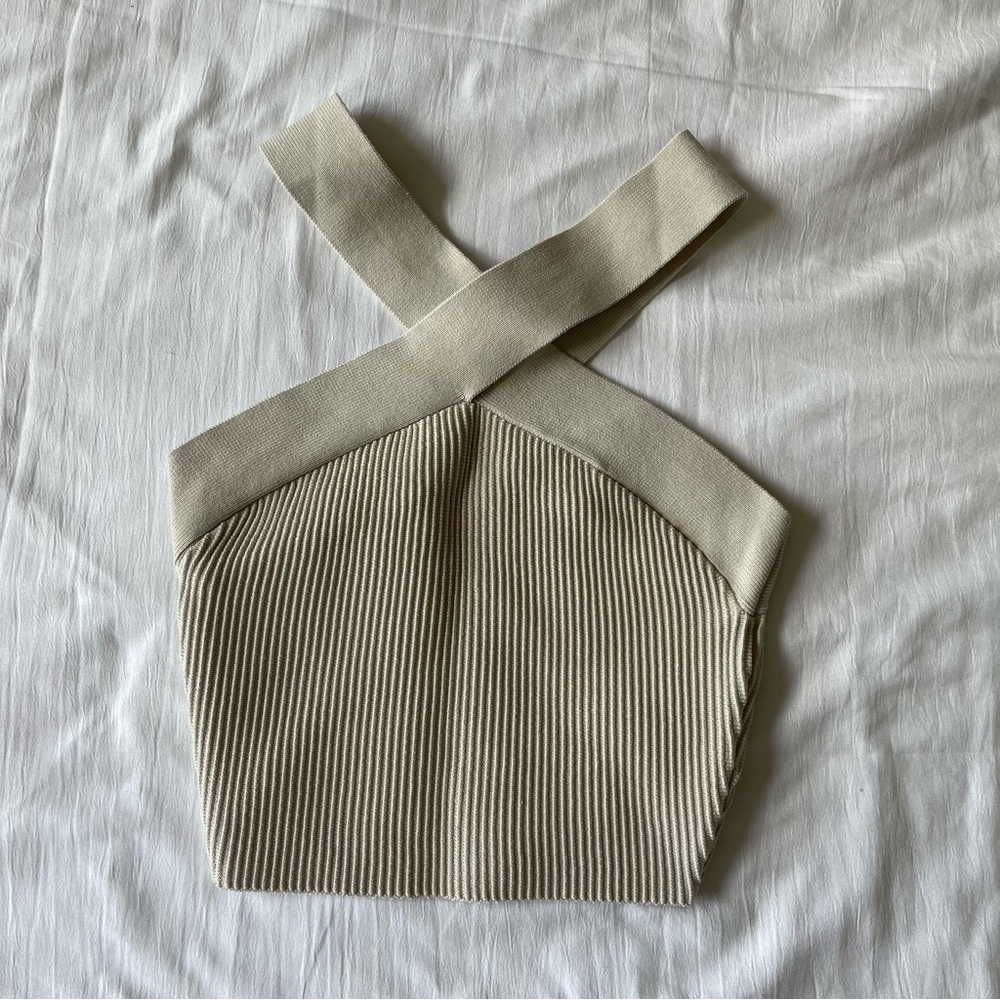 Cropped aritzia sculpt knit tank top